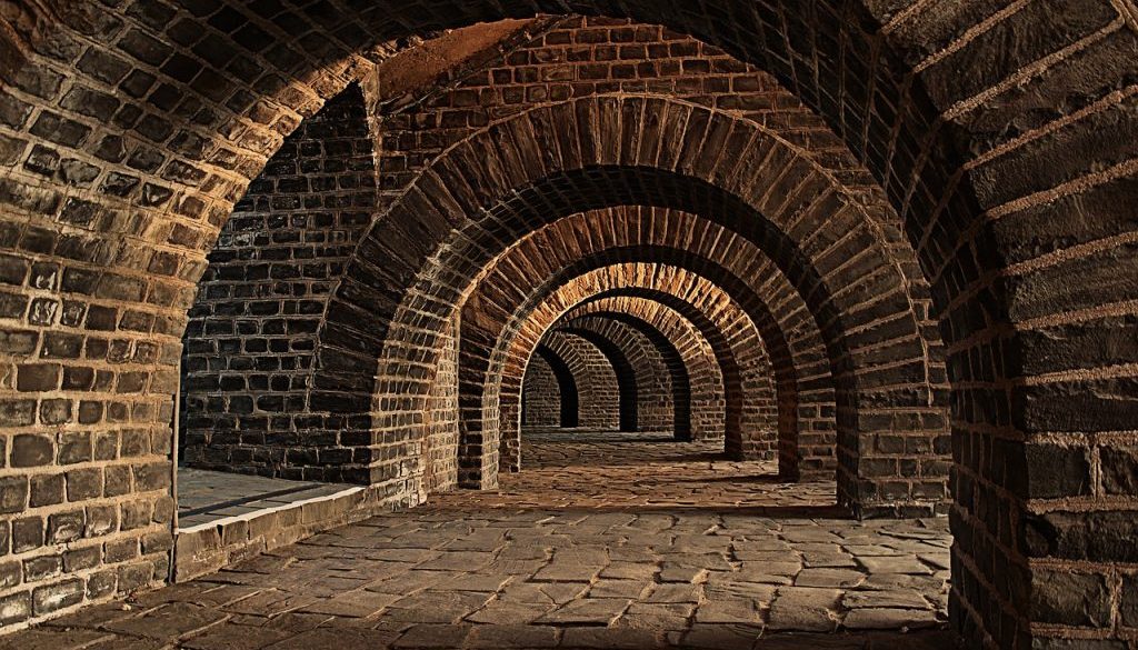 vaulted cellar tunnel arches keller 247391